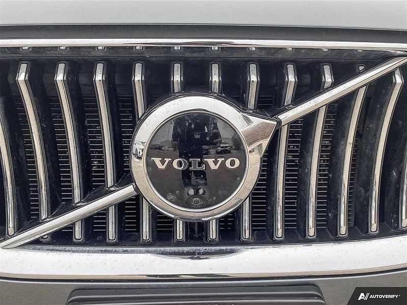 Volvo  T6 Momentum Plus | Local