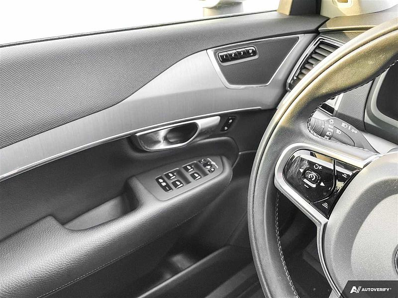Volvo  Momentum Plus | 360 Camera